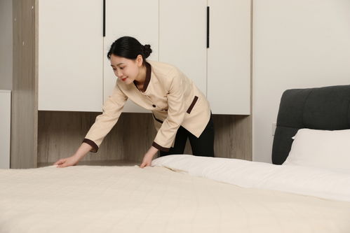 客房保潔服務與女性從業(yè)者的職業(yè)肖像攝影